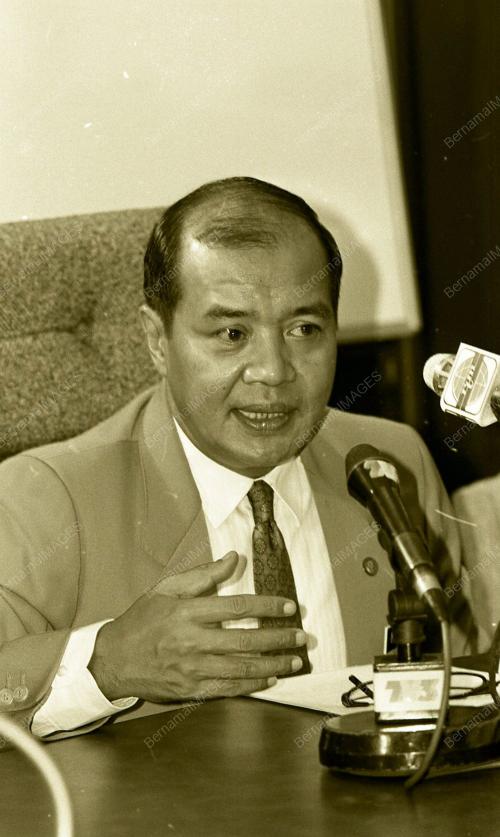 KL01_060490_SIDANG_AKHBAR