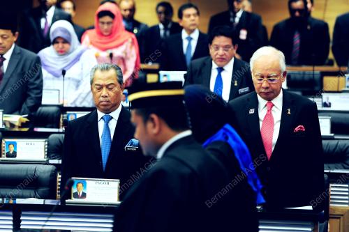 KL01_06042015_PARLIMEN1