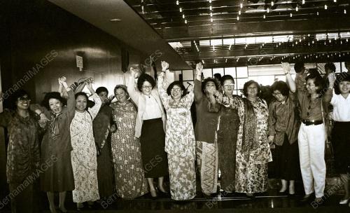 KL01_060590_WANITA_BN