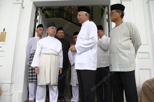 KL01_06062015_NAJIB_ZIARAH