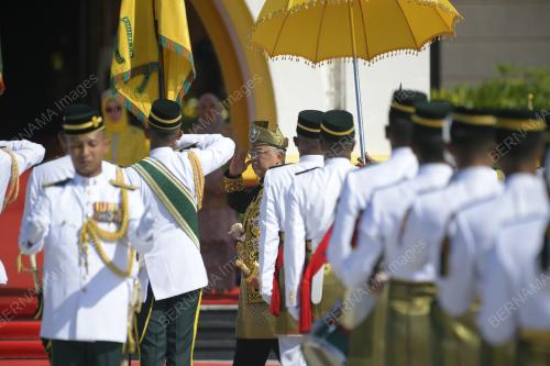 AL-SULTAN ABDULLAH RIÃ•AYATUDDIN AL MUSTAFA BILLAH SHAH