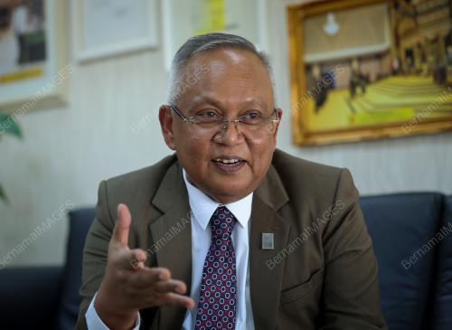 DATUK AR AZMAN MD HASHIM