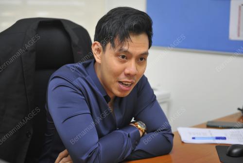 DR MOHAMD MUJAHEED HASSAN