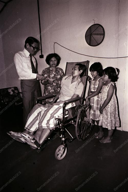 SOCSO BERI KERUSI RODA