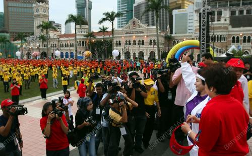 ROSMAH MANSOR