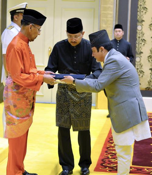 KL01_07012014_AGONG