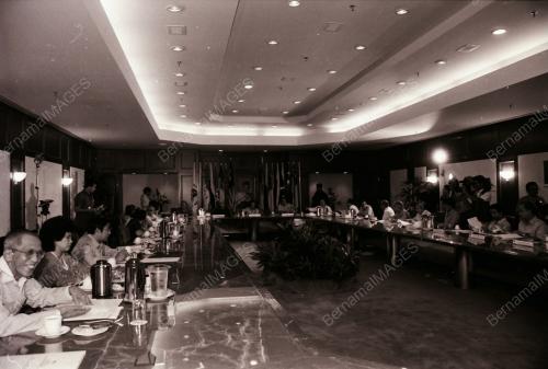 MESYUARAT MAJLIS TERTINGGI UMNO