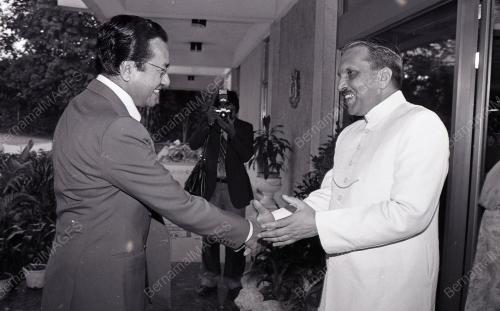 PRESIDEN PAKISTAN MUHAMMAD ZIA-UL-HAQ