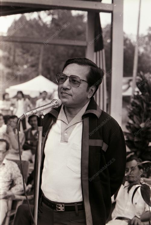 DATUK SERI DR. MAHATHIR BIN MOHAMAD