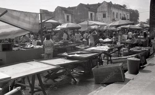 KL01_08012015_PENIAGA_PASAR