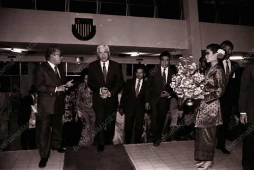SULTAN AZLAN MUHIBBUDDIN SHAH