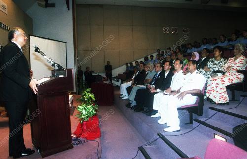NAJIB TUN RAZAK