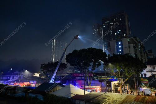 KEBAKARAN DI PANTAI DALAM