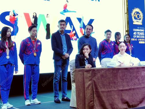 KL01_08092019_GIMNASTIK