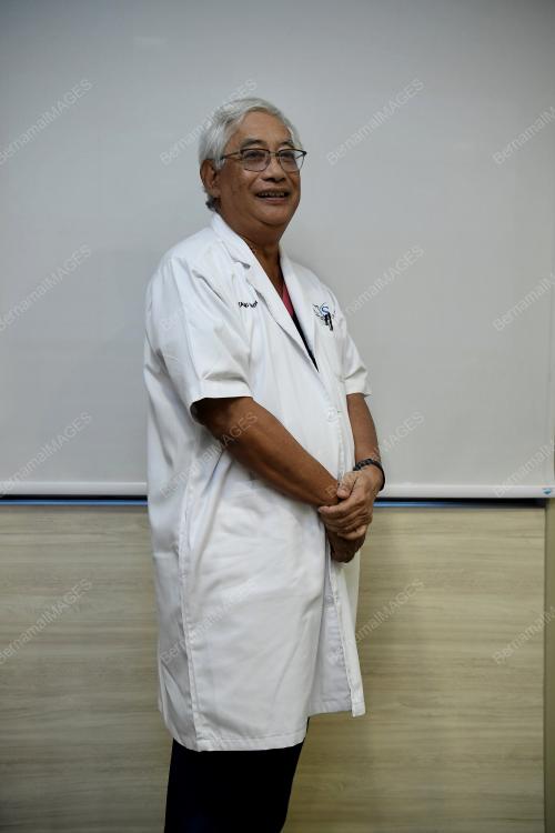 TAN SRI DR YAHYA AWANG