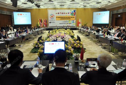 KL01_08102015_MEETING