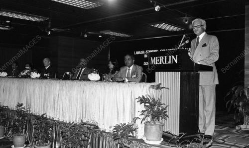 KL01_09012015_SEMINAR_UNDANG_UNDANG