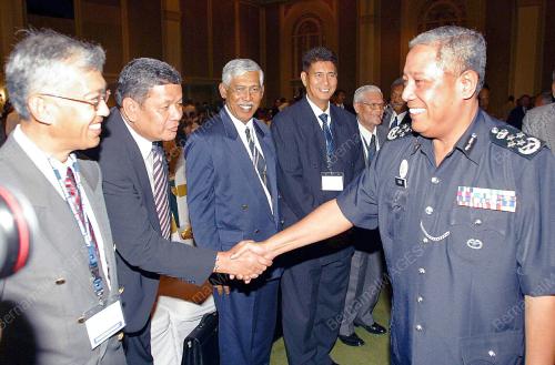MOHD BAKRI OMAR