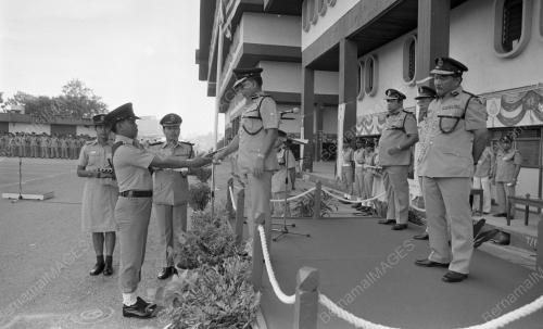 KL01_09032015_HARI_POLIS