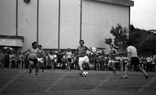 KL01_09032015_PERSAHABATAN