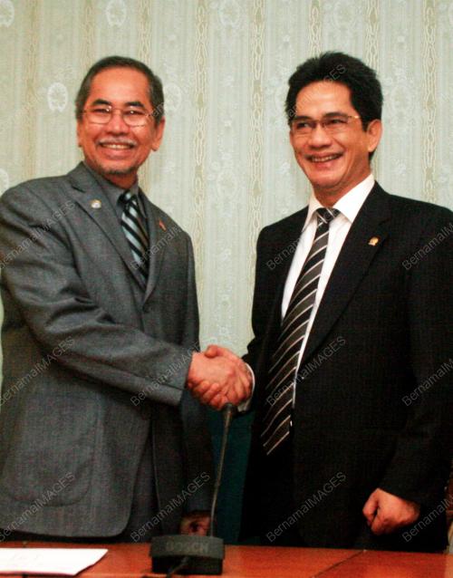 WAN JUNAIDI TUANKU JAAFAR