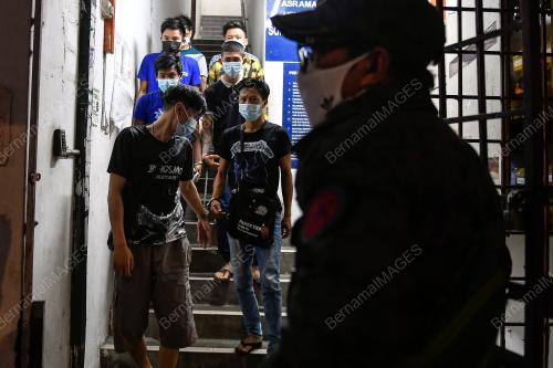 OPERASI BERSEPADU JABATAN IMIGRESEN