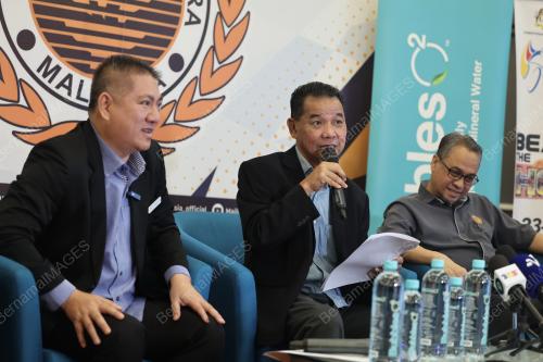 DATUK AHMAD SHAPAWI ISMAIL