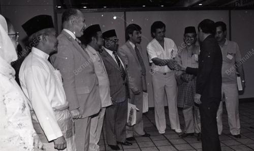 DR. MAHATHIR MOHAMAD