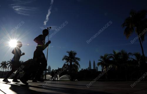 KL01_10012015_FINE_WEATHER