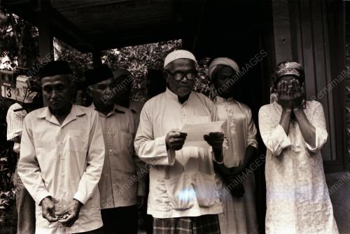 KELUARGA MANGSA AMUK
