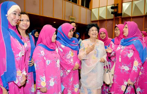 PUAN SERI NOORAINEE ABDUL RAHMAN