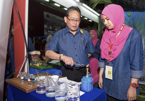 KL01_10042015_KARNIVAL_UM