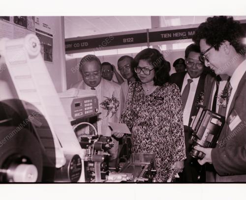 DATUK SERI RAFIDAH AZIZ