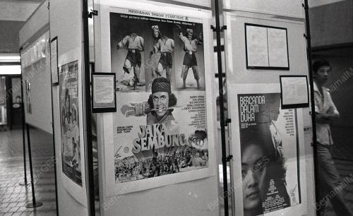 PAMERAN POSTER