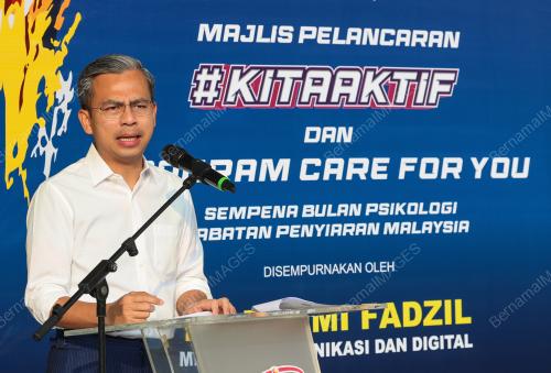 FAHMI FADZIL
