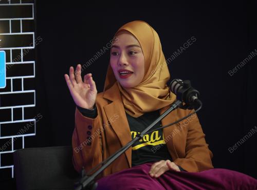 SHARISA HARIS CHONG