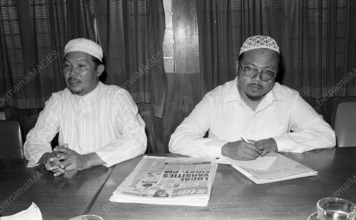 KL01_11081984_EXCO_PAS