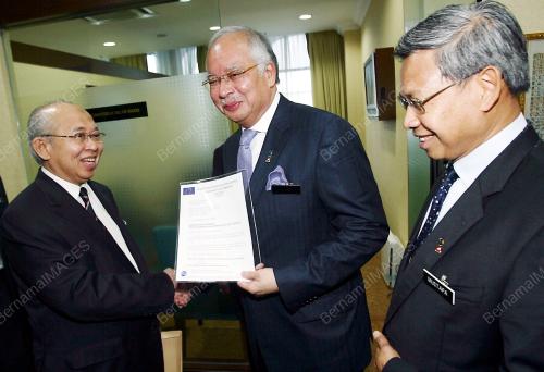 NAJIB TUN RAZAK