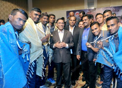 KL01_11112016_MIC_MIFA