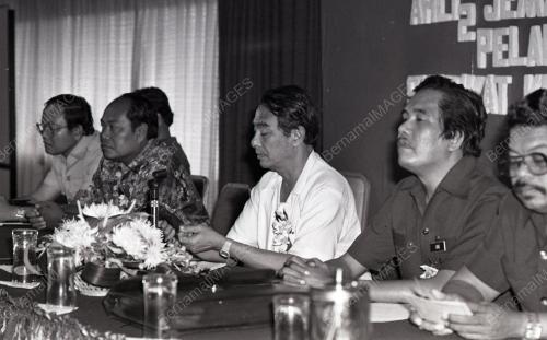 AHMAD RAZALI MOHAMED ALI