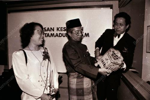 DATO' YUSOF NOR