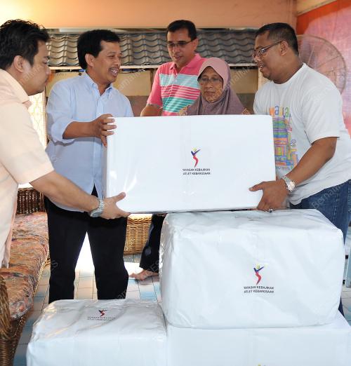 KL01_12022012_YAKEB
