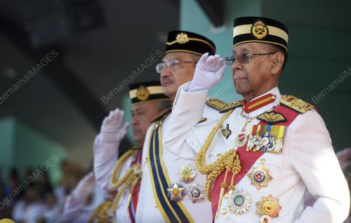 KL01_12042014_AGONG