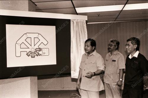 DATUK AMAR LEO MOGGIE