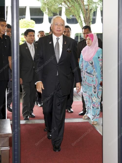 KL01_12062014_PM_PARLIMEN