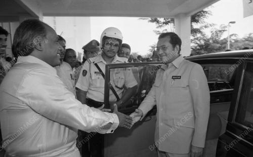 KL01_12082015_DATUK_MAHATHIR