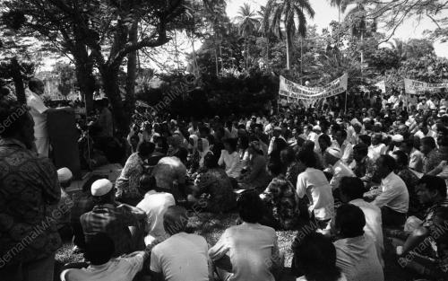 KL01_12082015_RAZALEIGH_HAMZAH