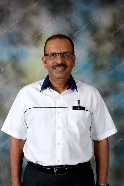 KL01_12102012_ALI_HAMSA