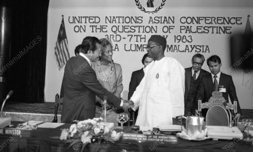 KL01_13012015_PERSIDANGAN_PALESTIN