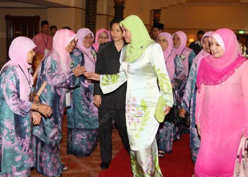 TUANKU NUR ZAHIRAH